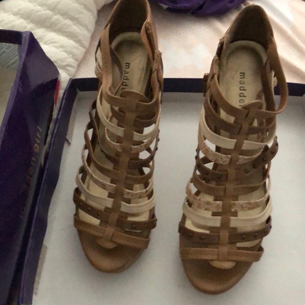 Shoes - Picture 3 of 3